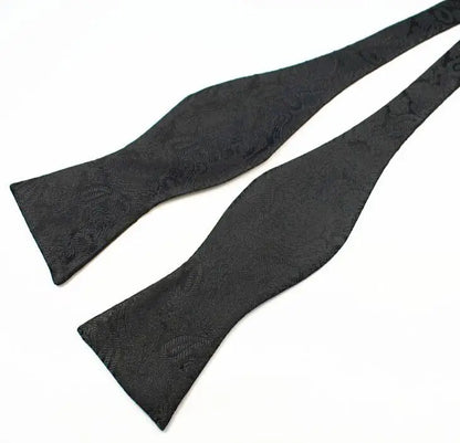 The Classic Knot Self-Tie Bowtie