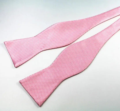 The Classic Knot Self-Tie Bowtie